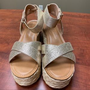 Chinese Laundry Zodiac sandal